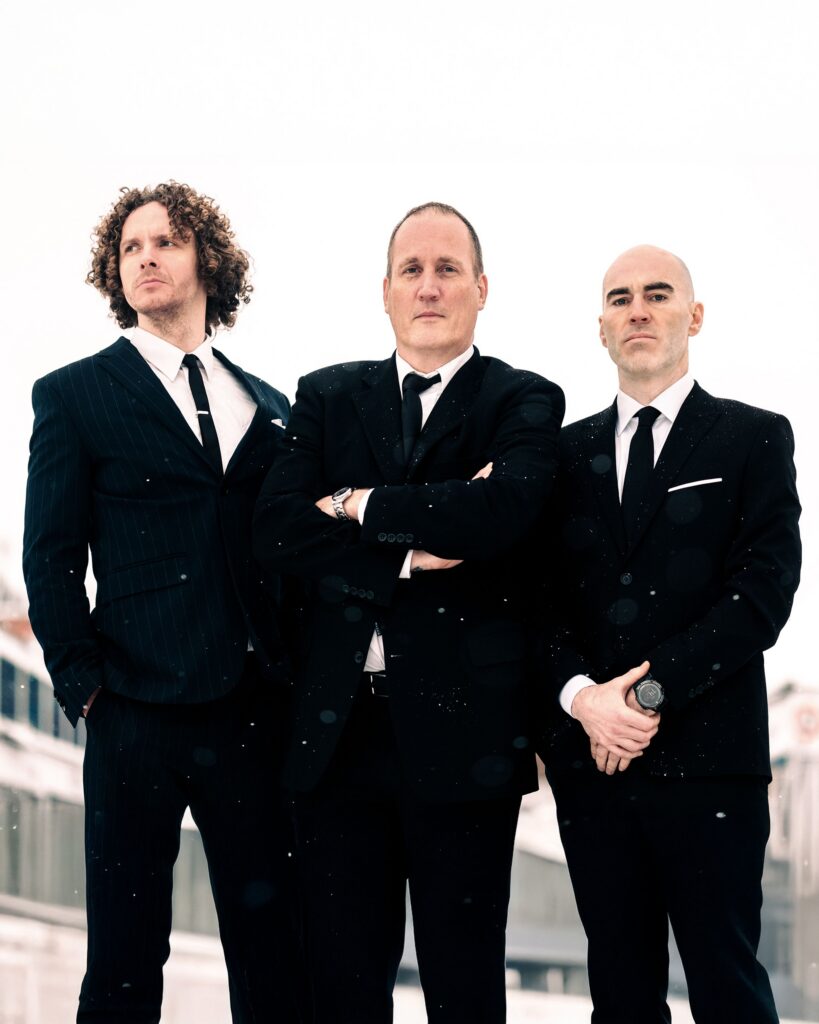 The Movement und The Satelliters